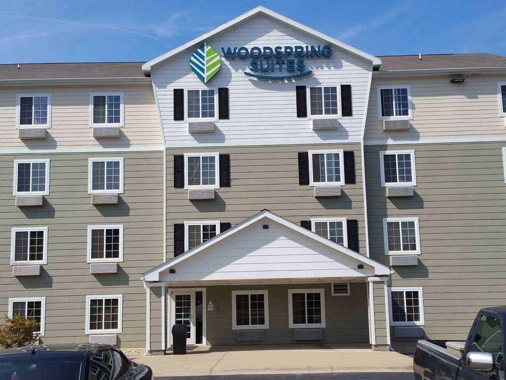 Woodspring Suites Des Moines Pleasant Hill Ngoại thất bức ảnh